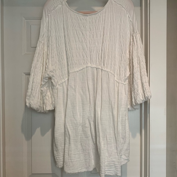 Free People white tunic size Medium GUC - Picture 2 of 2